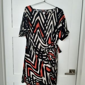 Mark. dress size L
